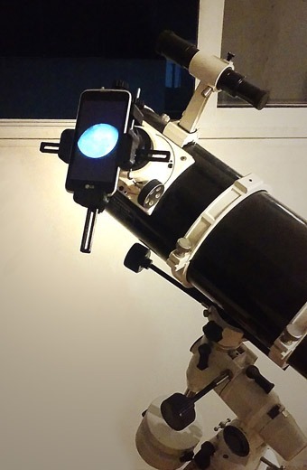 MT 211 - Adaptador de Celular para Microscopio Telescopio